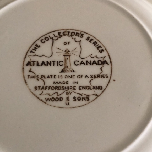 WOOD & SON / Old Town Clock, Halifax, Nova Scotia / The Collector’s Series - Picture 4 of 6